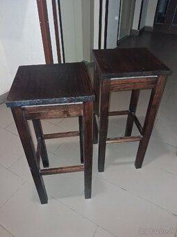 Predám 2 drevené barové stoličky, výška 80 cm, nepoužívané - 1