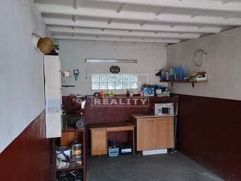 NA PREDAJ GARÁŽ V NOVEJ DUBNICI S VÝMEROU 18M2.