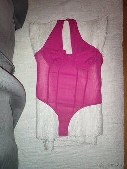 Shein body L- akceptovateľné