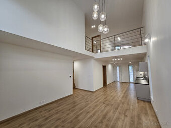 PRENÁJOM 5-izbového domu (110 m2)