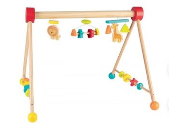 Detská drevená hrazdička