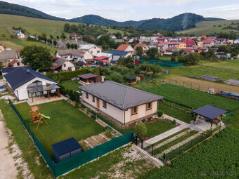 Na predaj rodinný dom v obci Zbyňov - 1