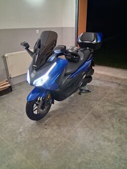 Honda Forza 125