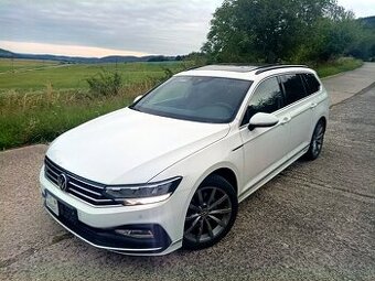 VW Passat Variant (Combi) B8 2,0 TDI R-line 110kW Lift