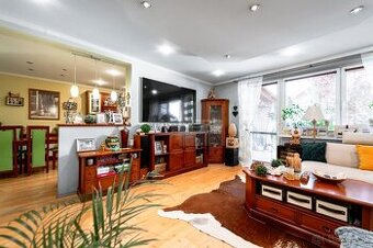 Priestranný rodinný dom 200m2 s garážou na Grote