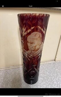 Váza ručne bruseny kristal