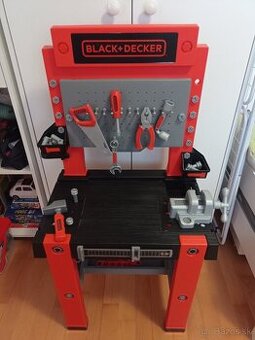 Montážny pult Black Decker