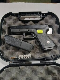 Predám pištoľ Glock 19