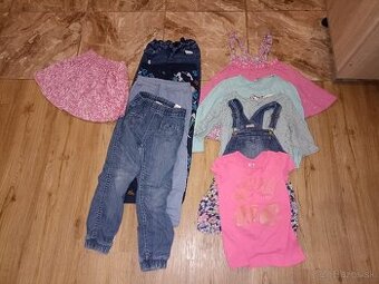 Balík oblečenia 128/134