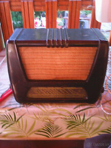 Staré retro rádio