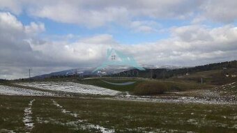Pozemok (7750m2) s výhľadom na Nízke Tatry v obci Detvianska
