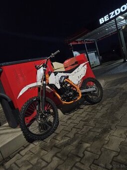 Predám motorku Pitbike minirocket hurricane 150