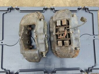Brzdove strmene VW Touareg 5.0 TDI brembo