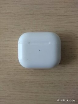 Apple nabíjacie púzdro pre airpods