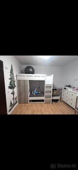 Poschodová postel