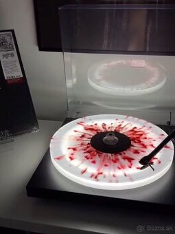 Pro-Ject Debut III DC + OM5E / Pro-Ject Phono Box E