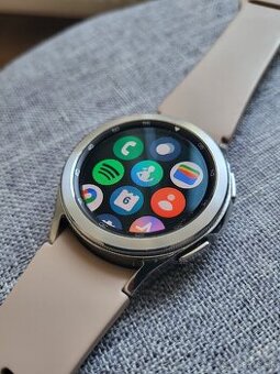 Samsung Galaxy Watch4 Classic
