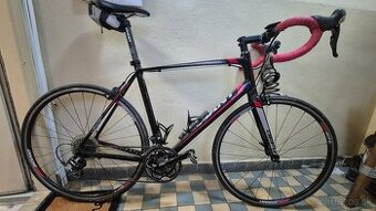 GIANT DEFY