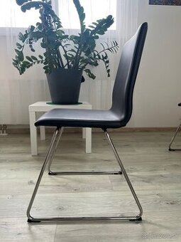 IKEA LILLANAS stolička - čierna / pochrómovaná
