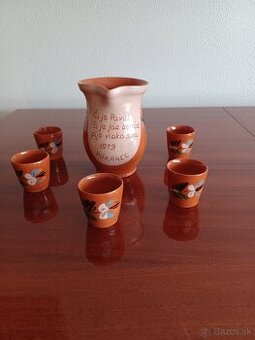 Hlinený džbán + 5 pohárikov – RETRO (10 € + poštovné)