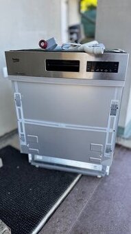 Umývačka riadu Beko vstavaná