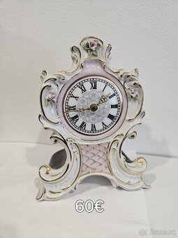 Porcelánové hodiny "ROYAL DUX"