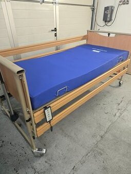 Polohovatelna posteľ