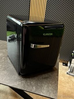 Retro mini chladnička Klarstein– 48 L, čierna (TOP STAV)