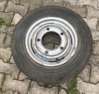 Pneumatika s diskom z veterana