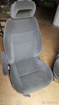 PREDNÉ SEDADLÁ FORD GALAXY 2003