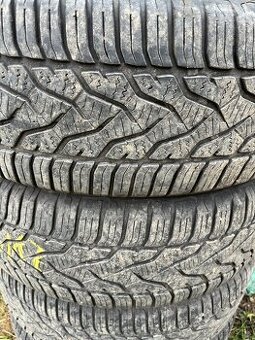 215/60R17 zimné