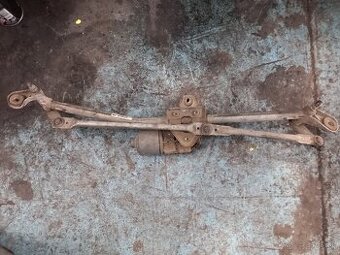 Mechanizmus stieračov Audi A4