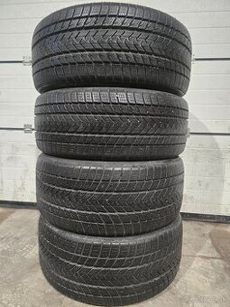 Zánovné Zimné Pneu 255/40 R21 a 285/35 R21 2025