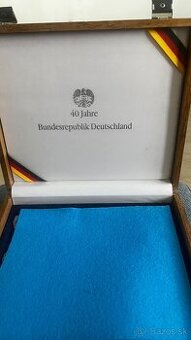 Zberateľská sada medailónov / relikviárov