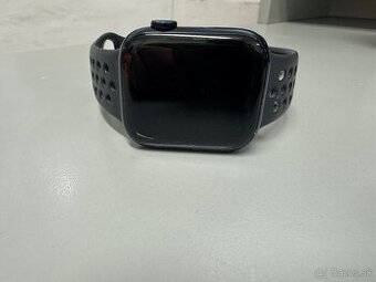 Predám Apple Watch 9 45mm