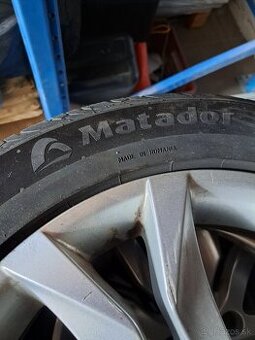 Elektrony + pneumatiky