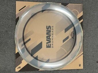 Remo Powerstroke 3 clear 22”