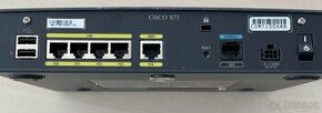 Router Cisco 871