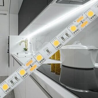 5m LED Pásik 14.4W RGB 12v IP54 – 5m