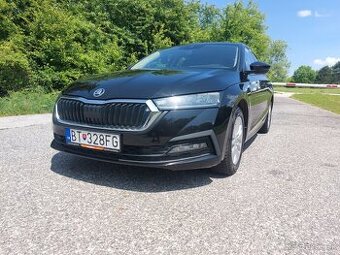 ŠKODA OCTAVIA 4 2.0TDI DSG 59000km