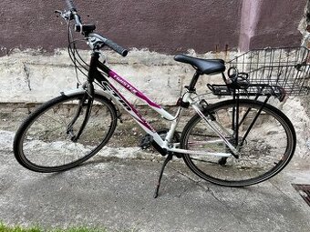 Preám dievčenský bicykel