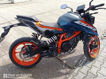 KTM 390 duke modrá