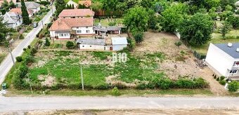 Rožný stavebný pozemok 1365 m2 - Bardoňovo