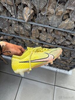 kopačky nike air-zoom sg
