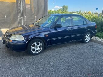 Honda Civic 1.5 V-tec sedan
