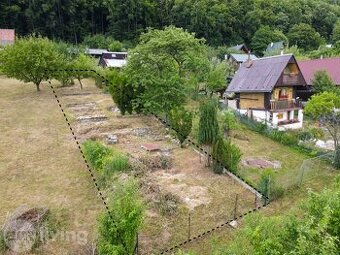 NA PREDAJ pozemok / záhrada v Dubnici n/V - 356m²