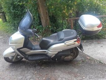 Yamaha versity 300