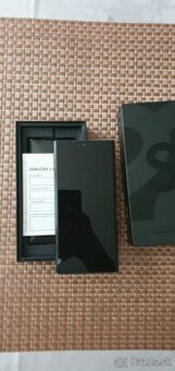 Predám Samsung Galaxy S22 Ultra 5G 512GB