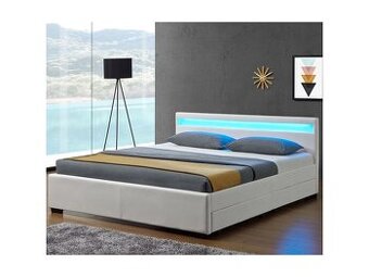 Čalúnená posteľ 140x200cm biela s LED a úložným priestorom