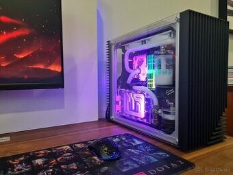 ORIGINÁLNY PC - i5 10600KF,32GBRAM,RTX3070,displej+repro